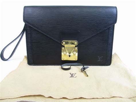 louis vuitton epi leather clutch